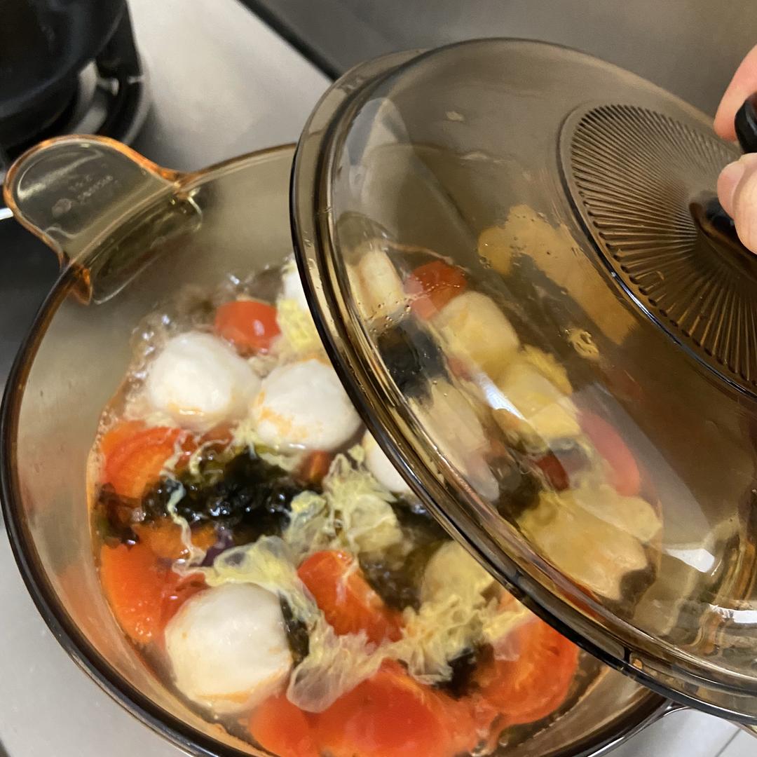 超级快手清口美味—冷冻番茄鱼丸子汤