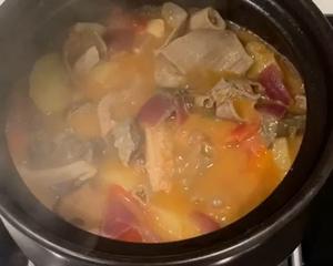 番茄土豆牛腩煲的做法 步骤3
