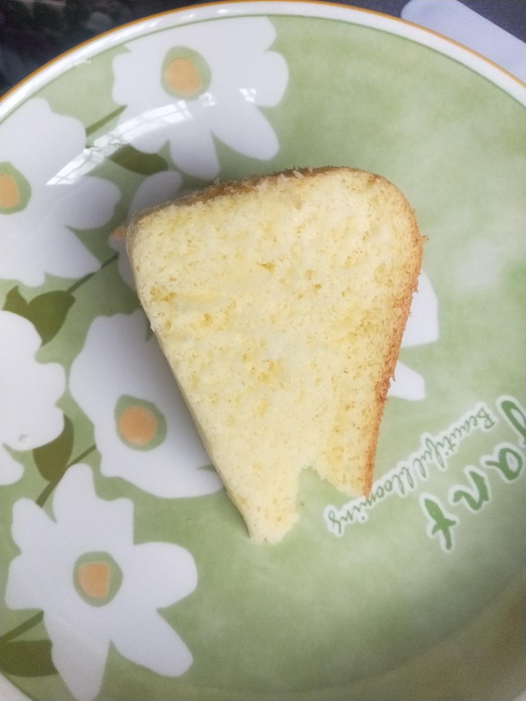 简单的电饭锅蛋糕(不用秤版)