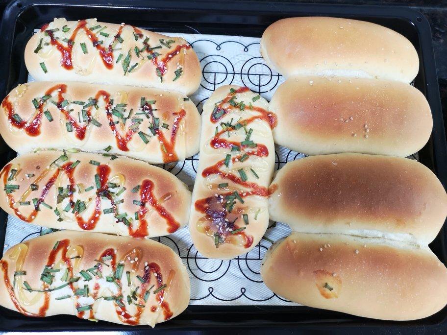 默颜_1qsk做的火腿肠早餐面包(一次发酵法)