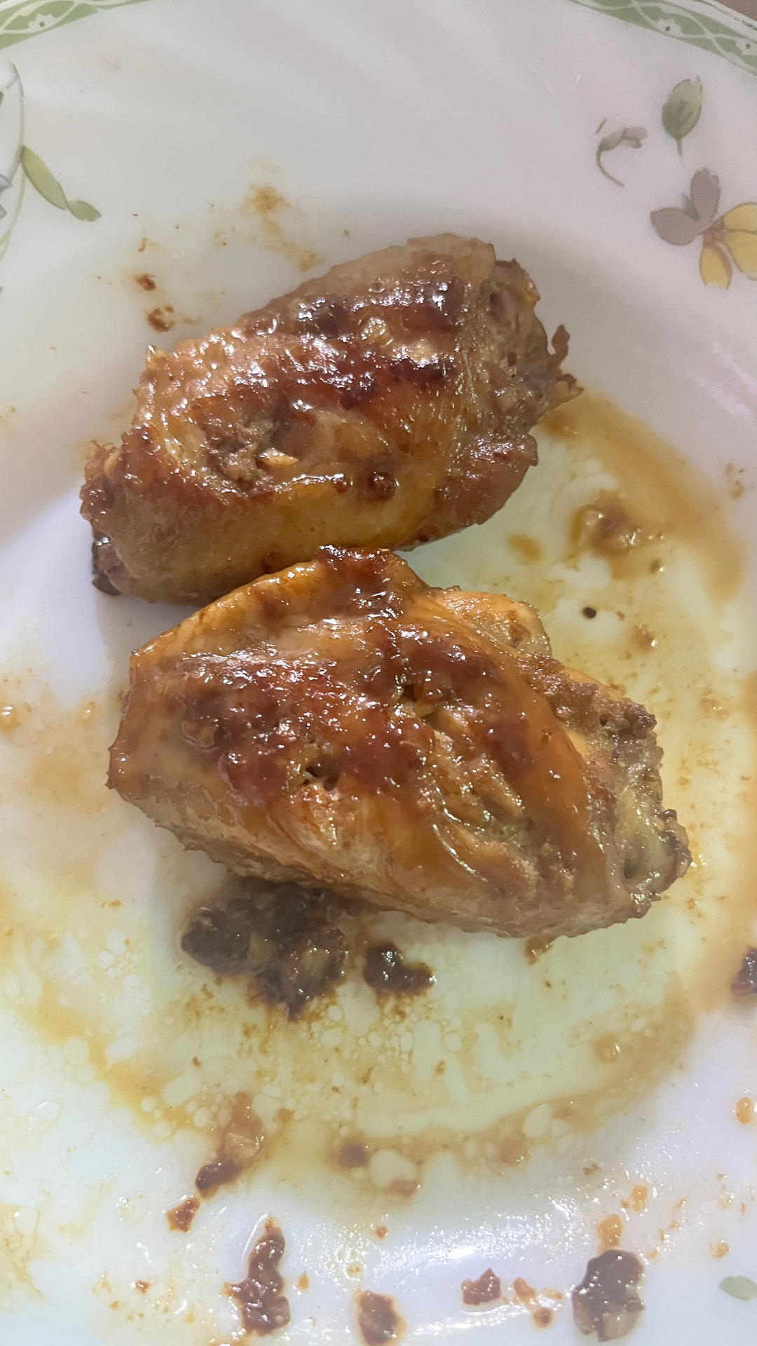 不要再可乐鸡翅了，求求你试试蒜香鸡翅吧，香味捅破天花板！