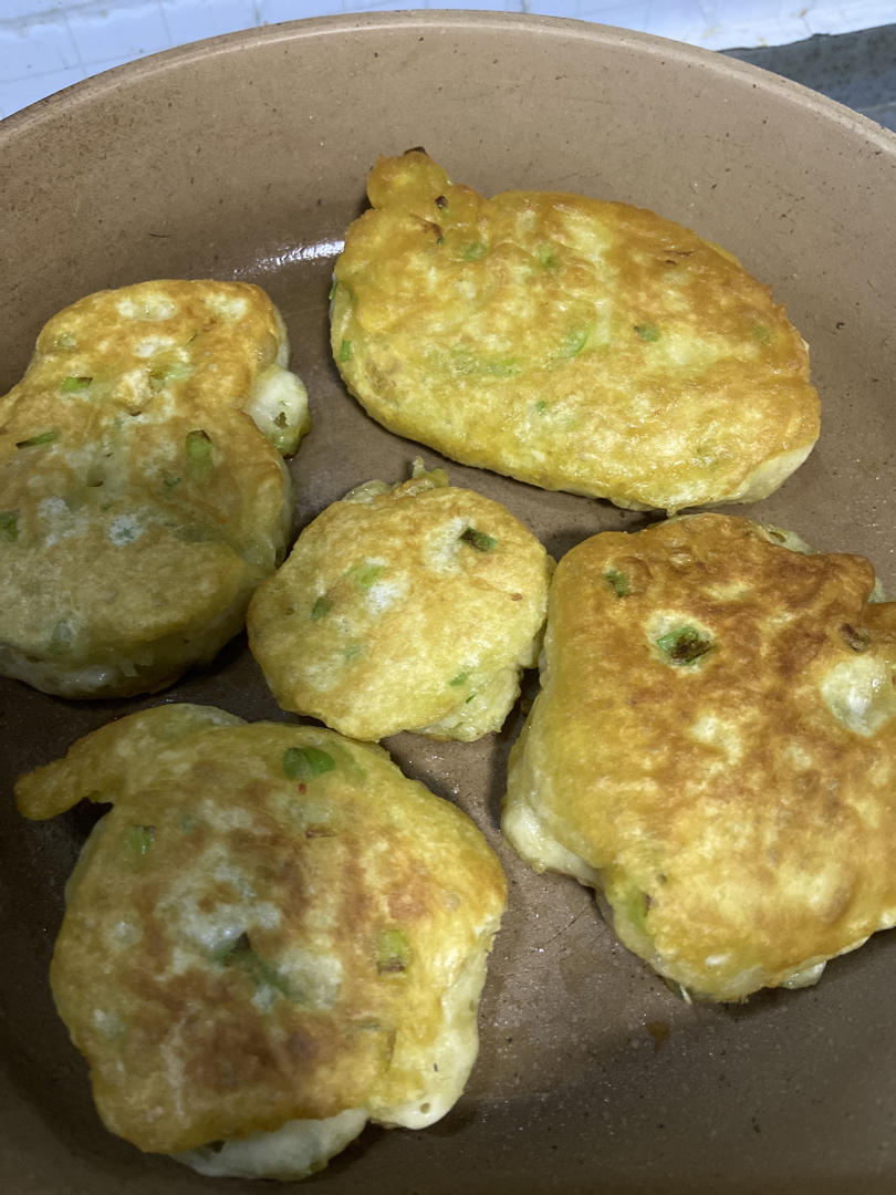 手不粘面的葱花饼