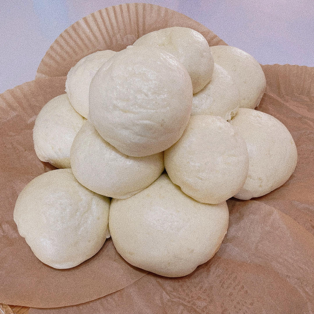 像灯泡一样亮的豆沙包～做法超简单!