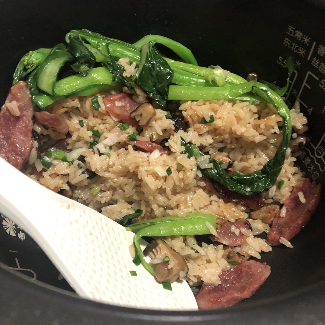 电饭锅版香菇腊肠饭