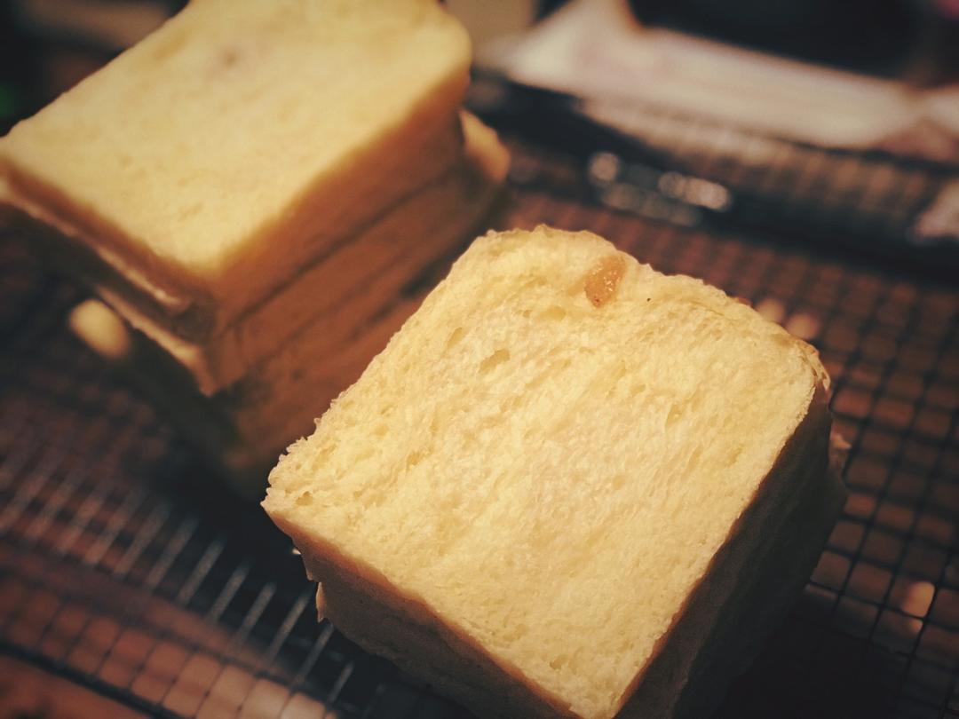 夺命软吐司(๑´ڡ`๑)超软拉丝极速方便的一次发酵吐司