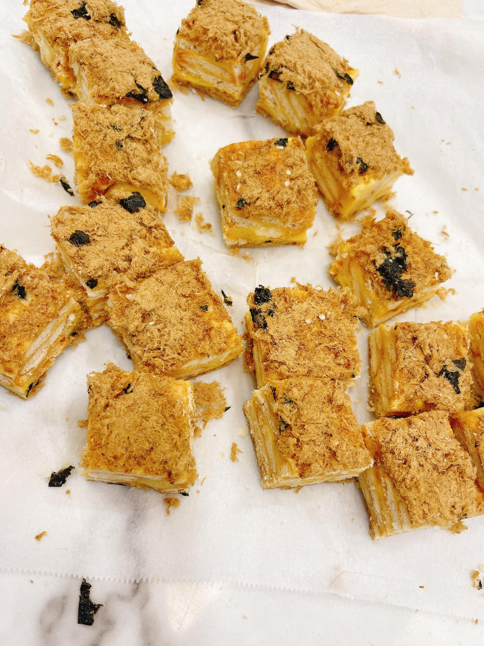 🔥咸蛋黄肉松雪花酥