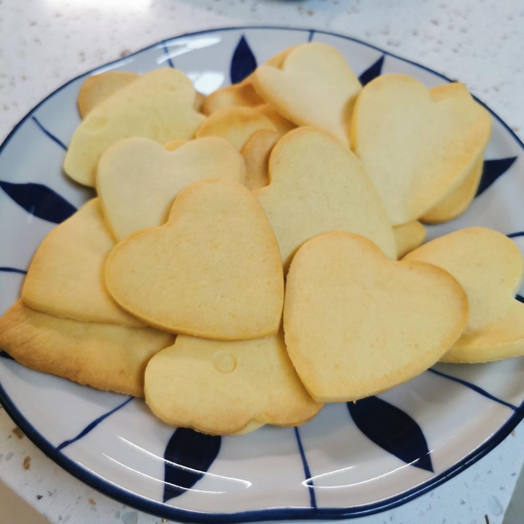 小朋友们超爱的卡通小饼干