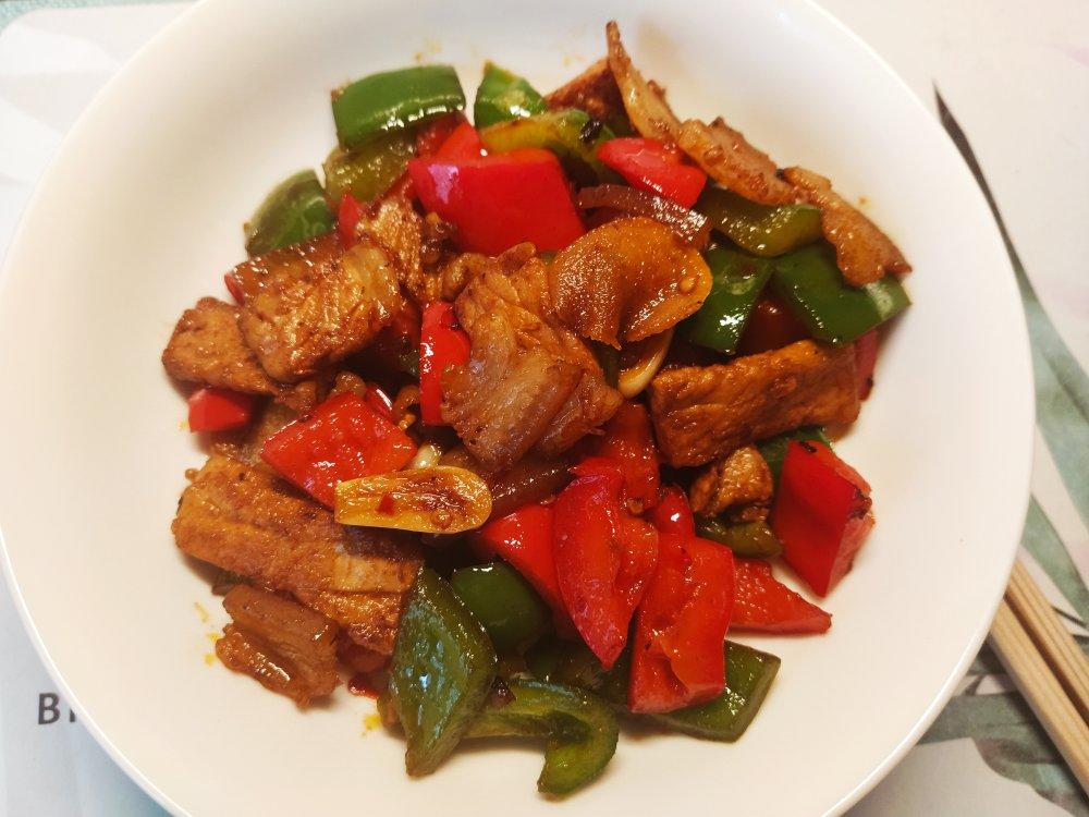 厨师长教你：“回锅肉”的正宗做法，先收藏