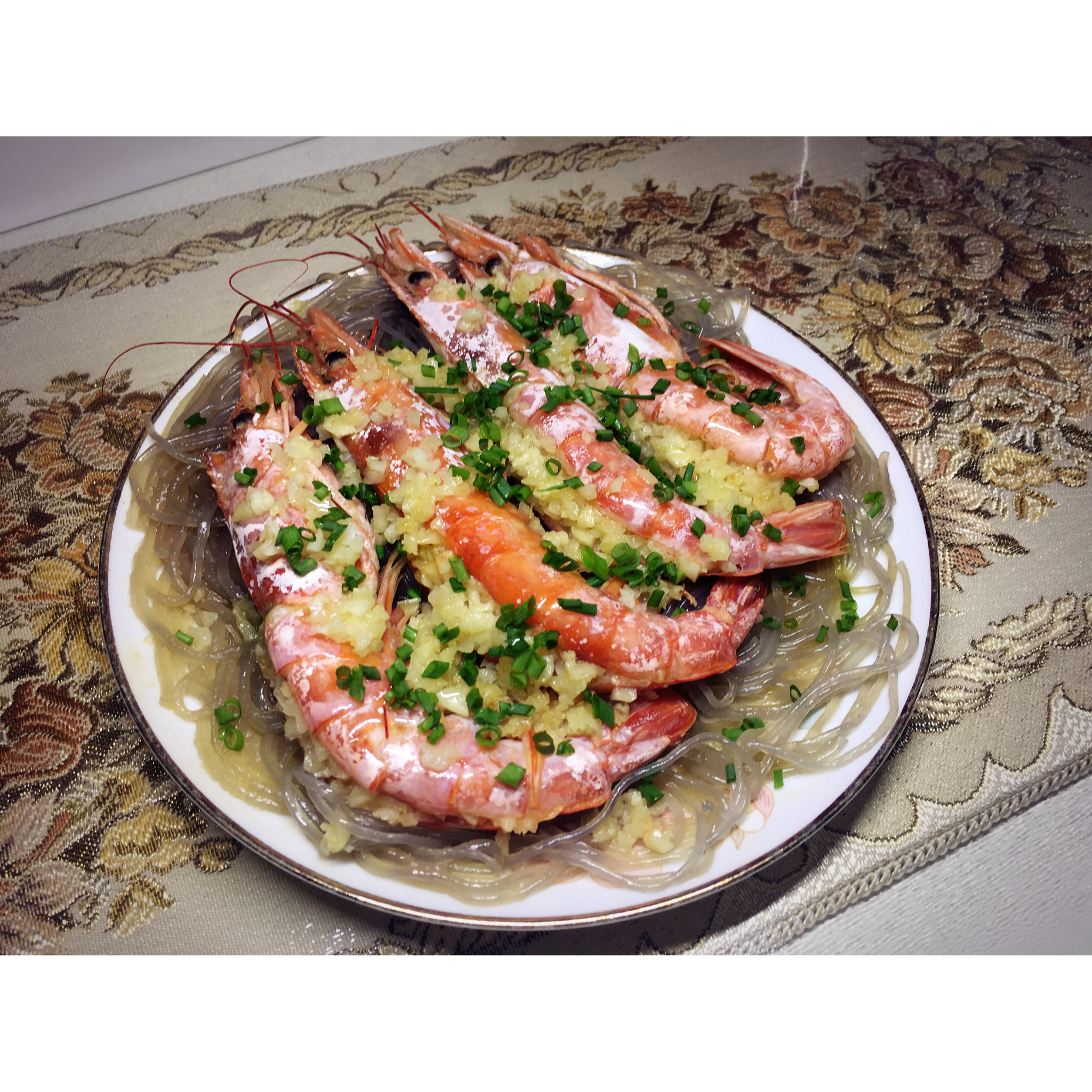 蒜蓉粉丝蒸大虾