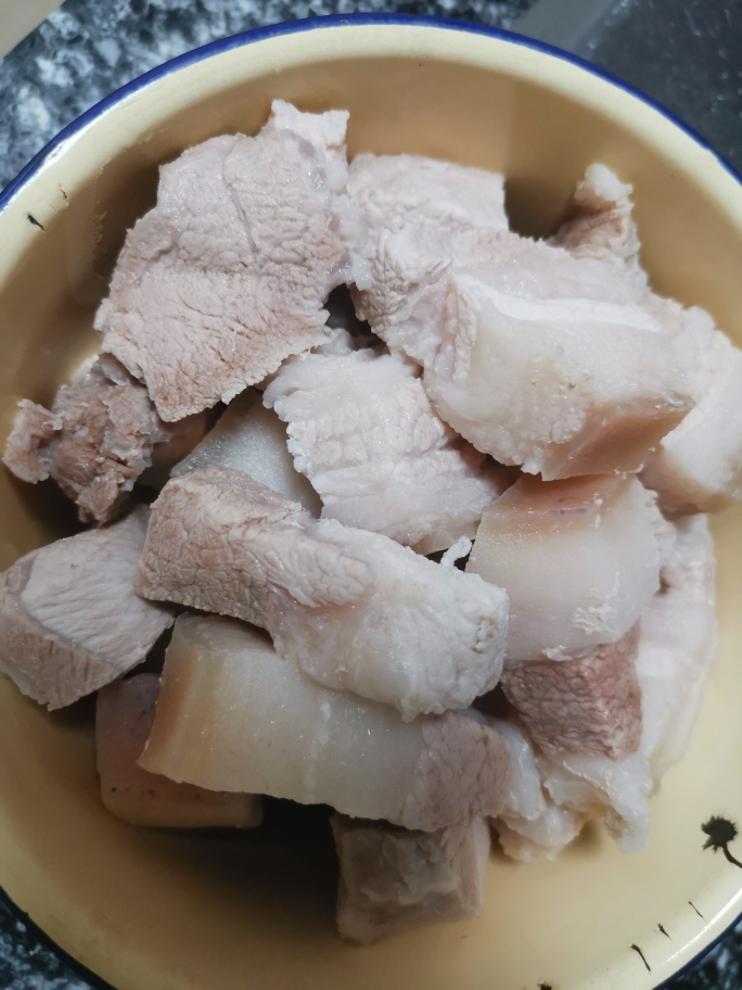 上海红烧肉（偏甜）的做法 步骤1