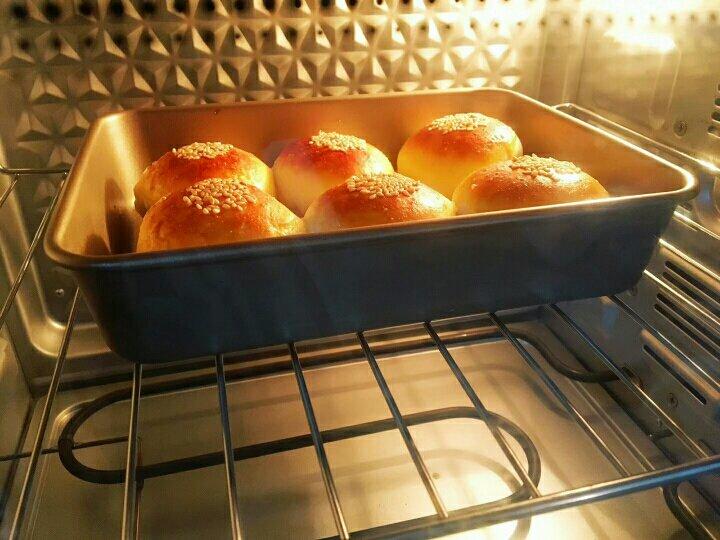 温柔的“中种奶油红豆面包”