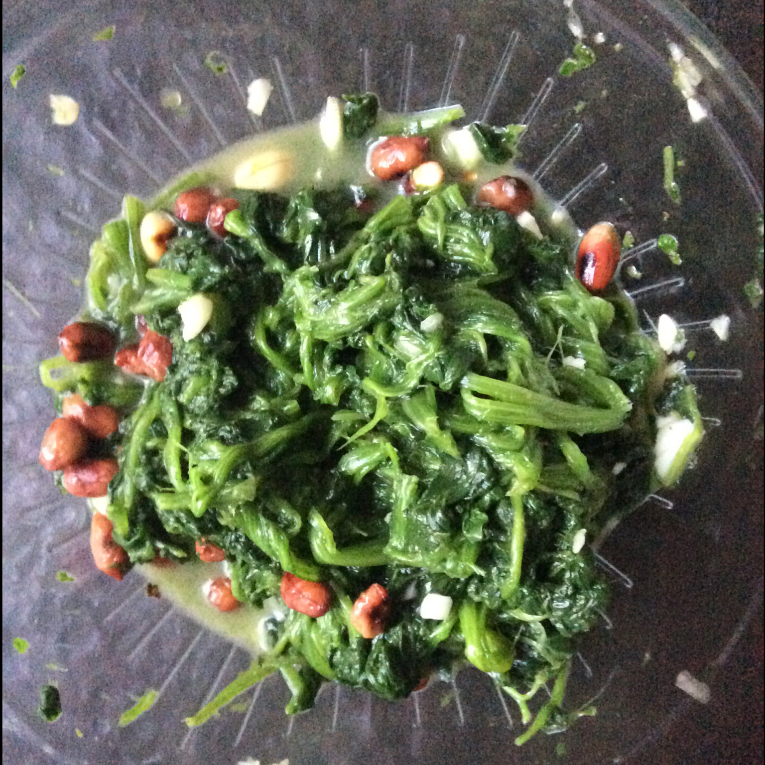 凉拌花生米菠菜