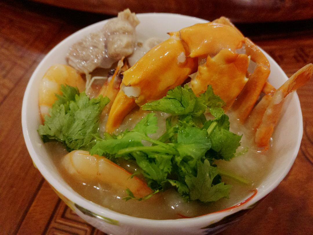 海鲜粥（潮汕砂锅粥）