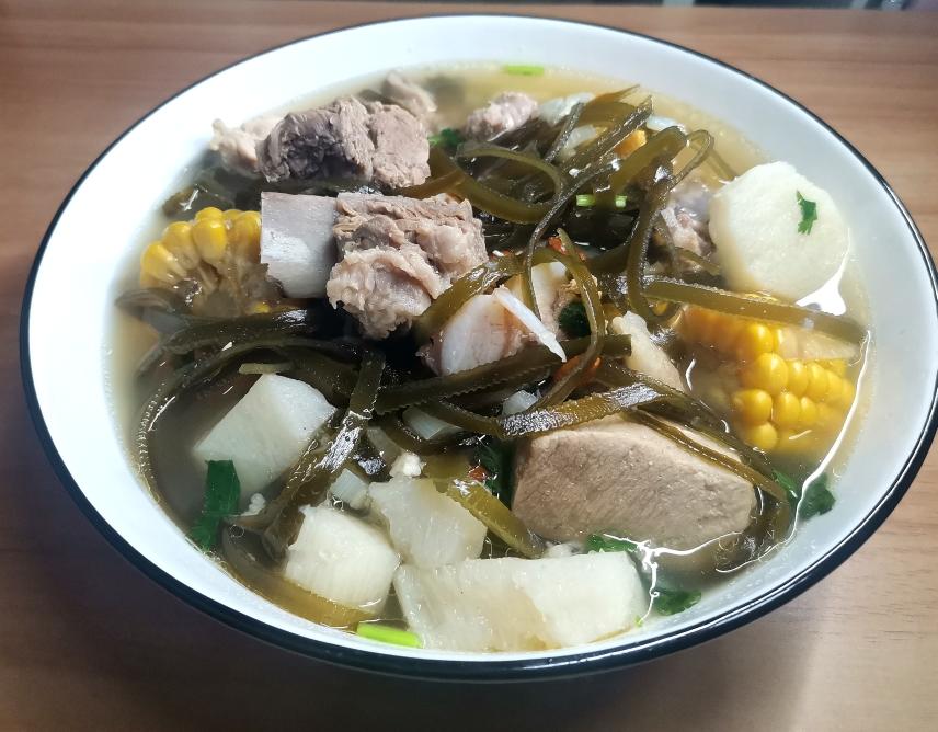 海带山药排骨汤