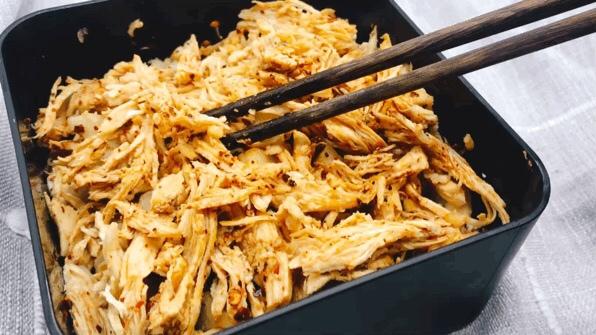 低脂版麻辣鸡丝(400卡)的做法