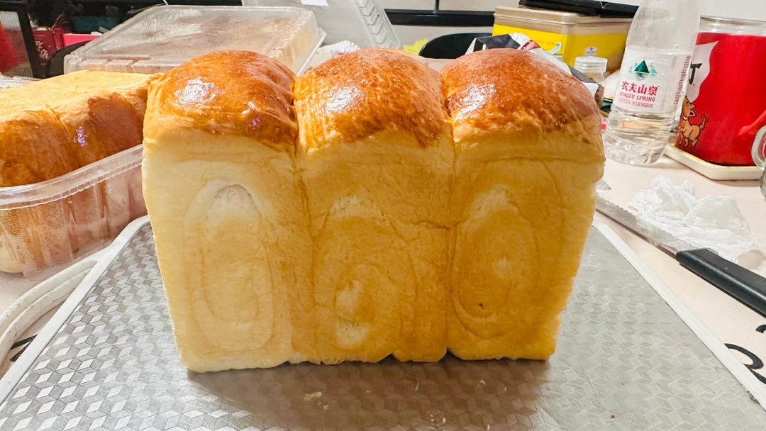 超滋润的椰蓉吐司｜100%酸奶中种(面包体绝绝子，推荐)