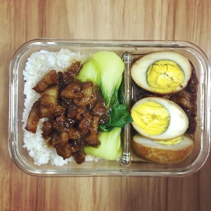 洋葱酥卤肉饭