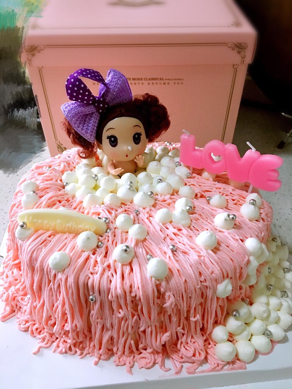 迷糊娃娃泡泡浴蛋糕