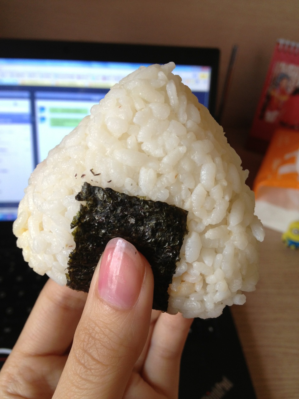 海苔肉松饭团