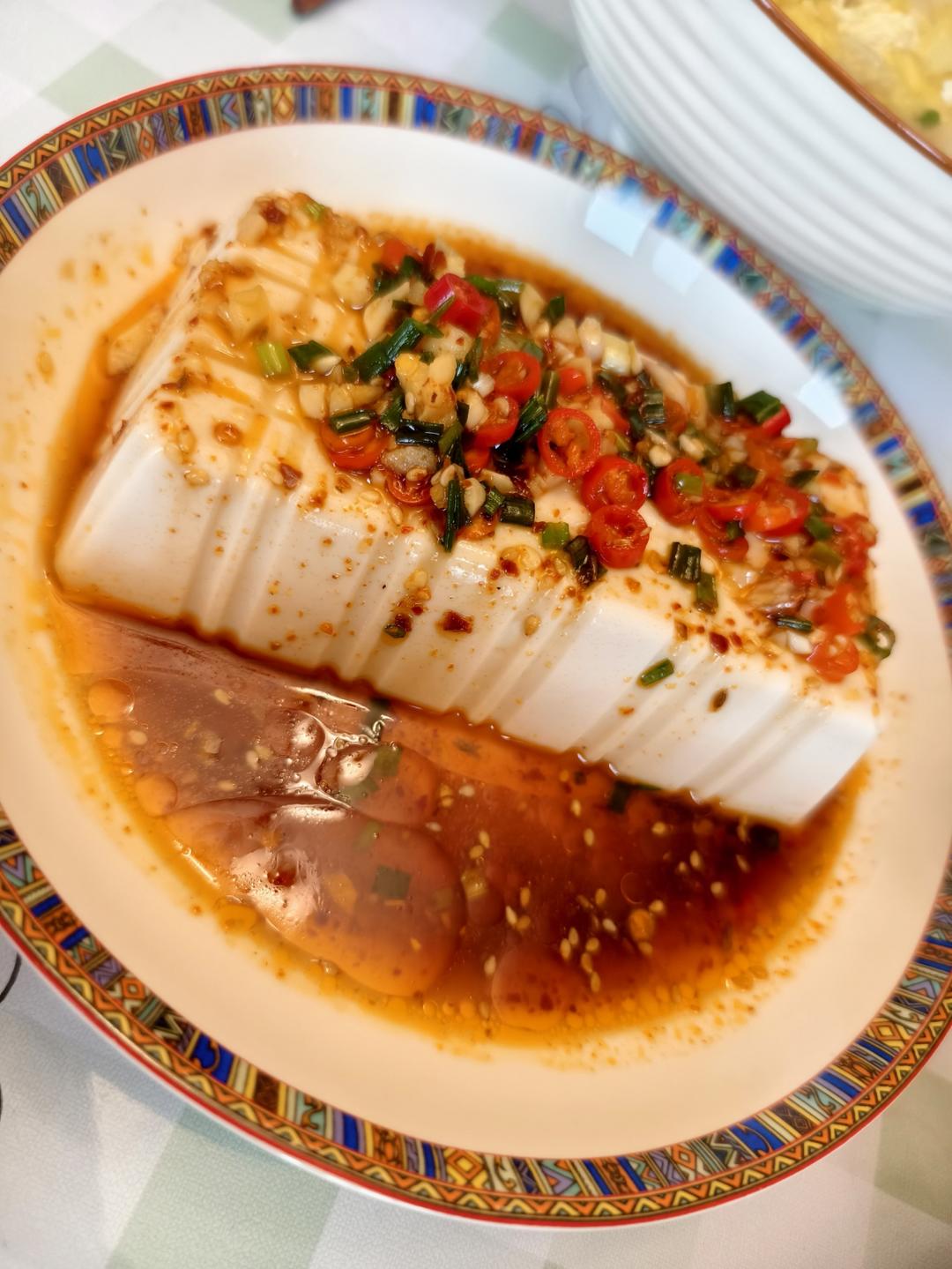 凉拌内酯豆腐