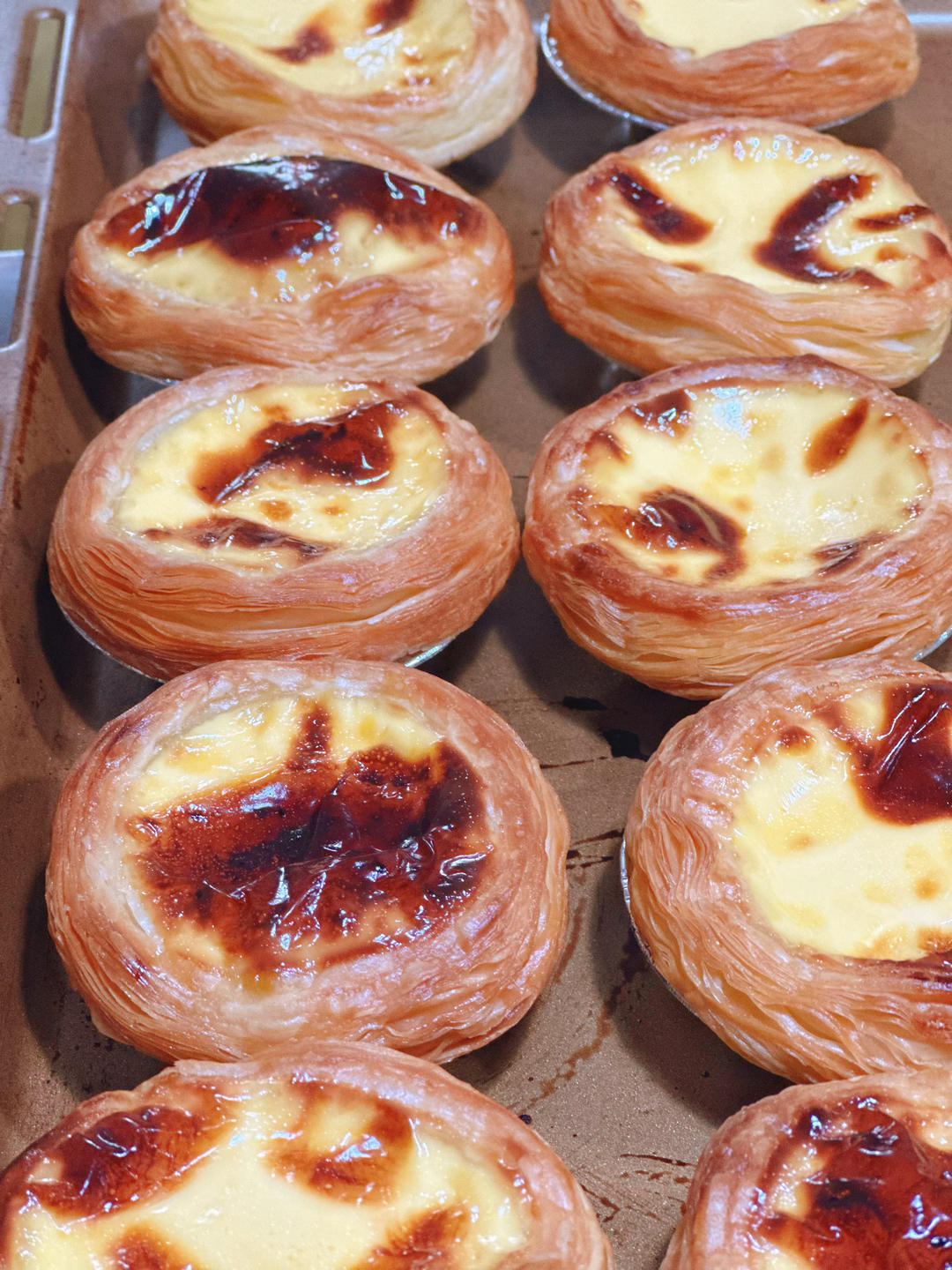 最好吃的葡式蛋挞，一口即沦陷……