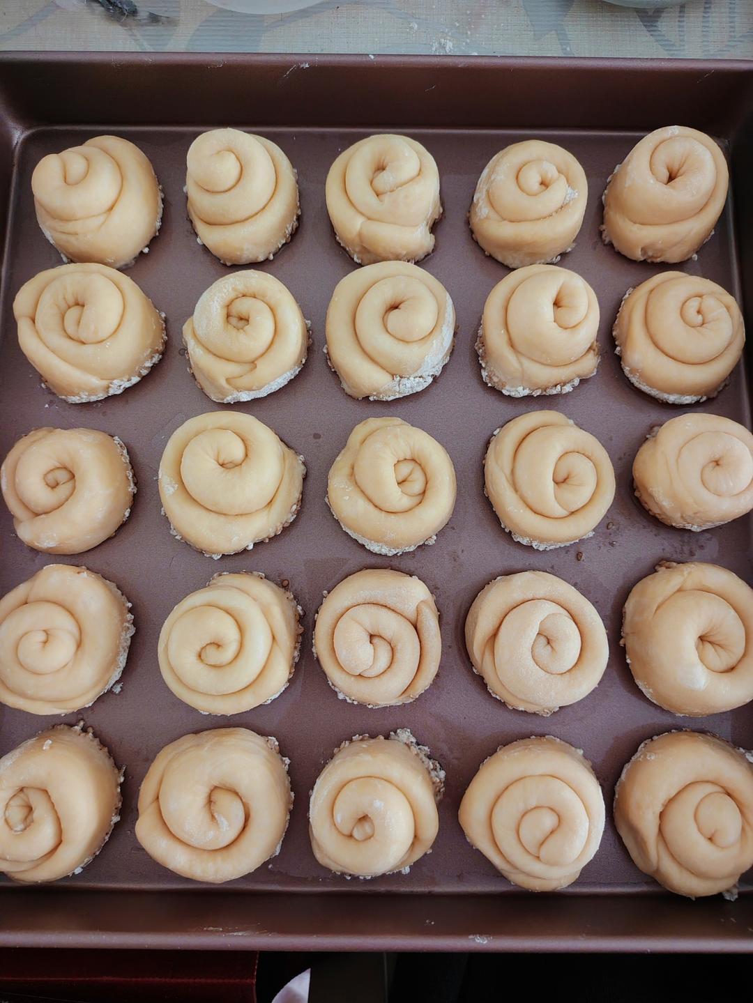 脆底蜂蜜小面包