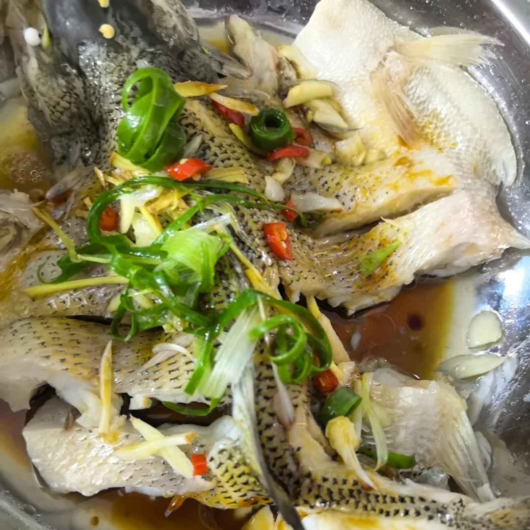 清蒸鲈鱼