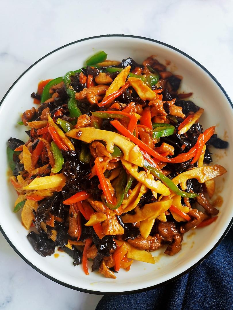 巨下饭家常鱼香肉丝的做法