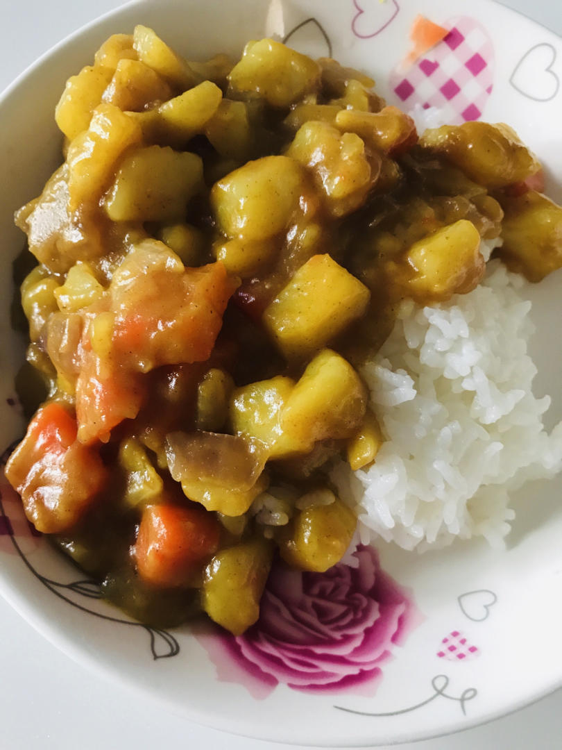 鸡肉咖喱土豆（懒人一定要收藏的菜谱😄）