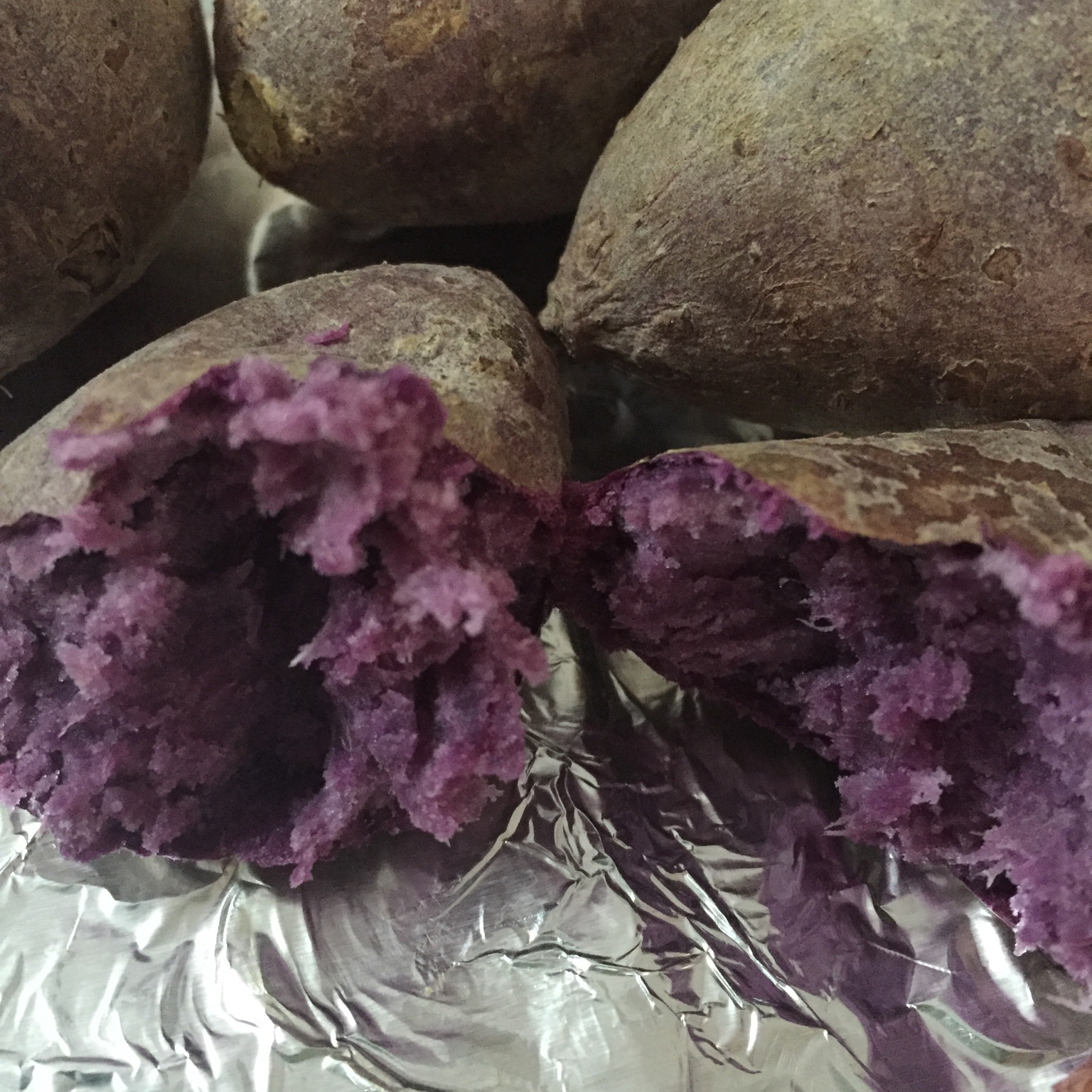 抹茶绿的七楼做的烤紫薯(烤箱版)