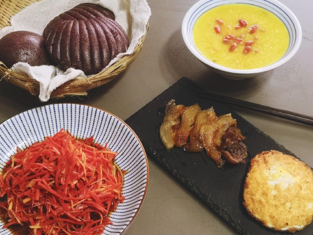 喵的面包吐司🍞糕糕🍰