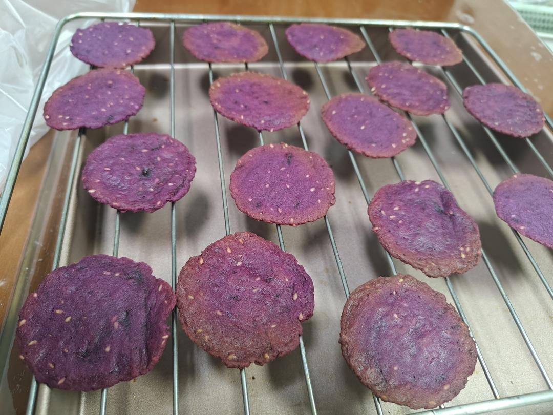 自制椰香紫薯脆脆片，嘎嘣脆，好吃停不下来！！