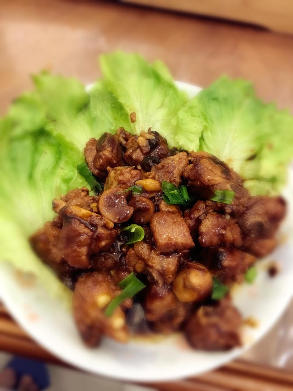 蒜蓉辣酱烧排骨