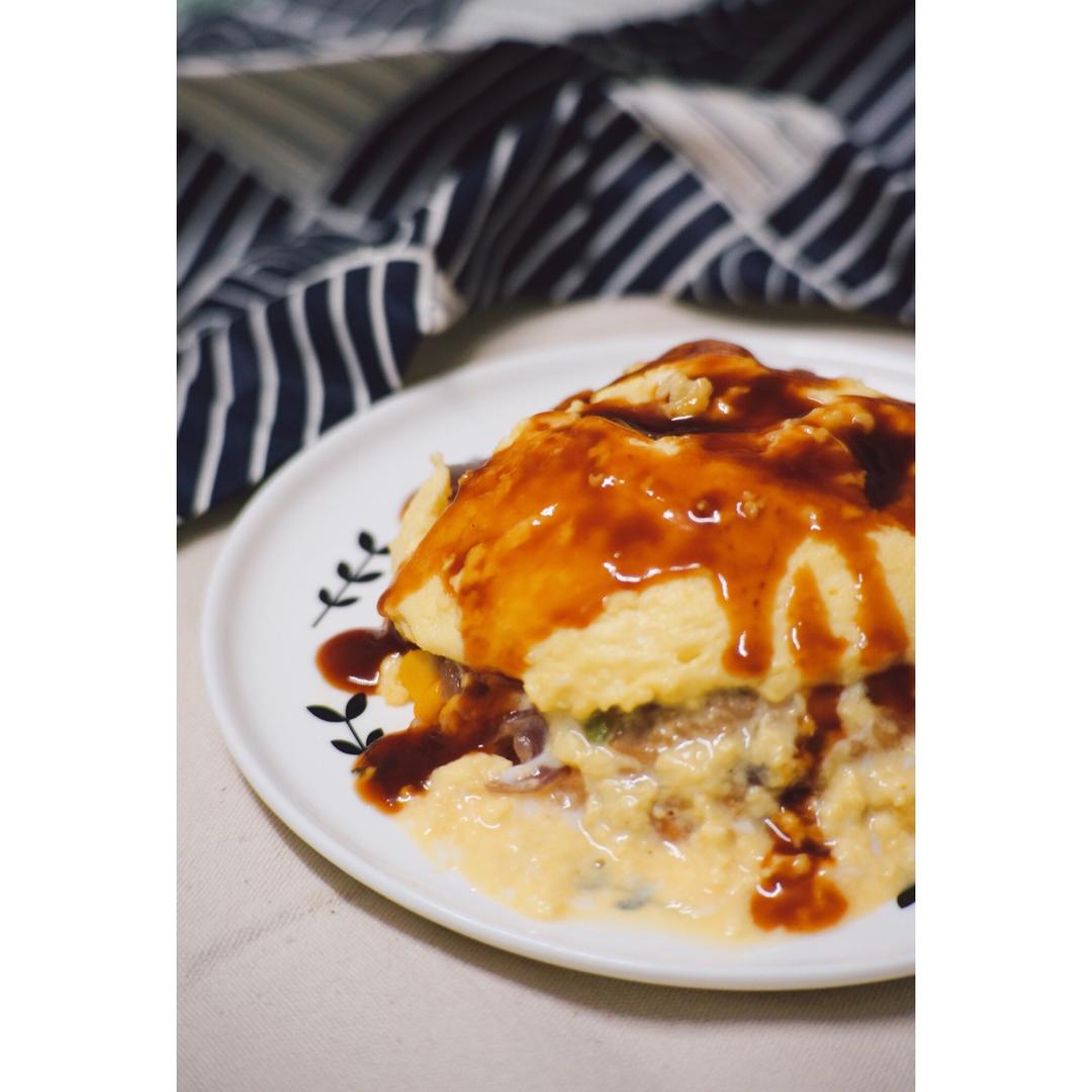 花卷jane做的日式半熟流心蛋包饭