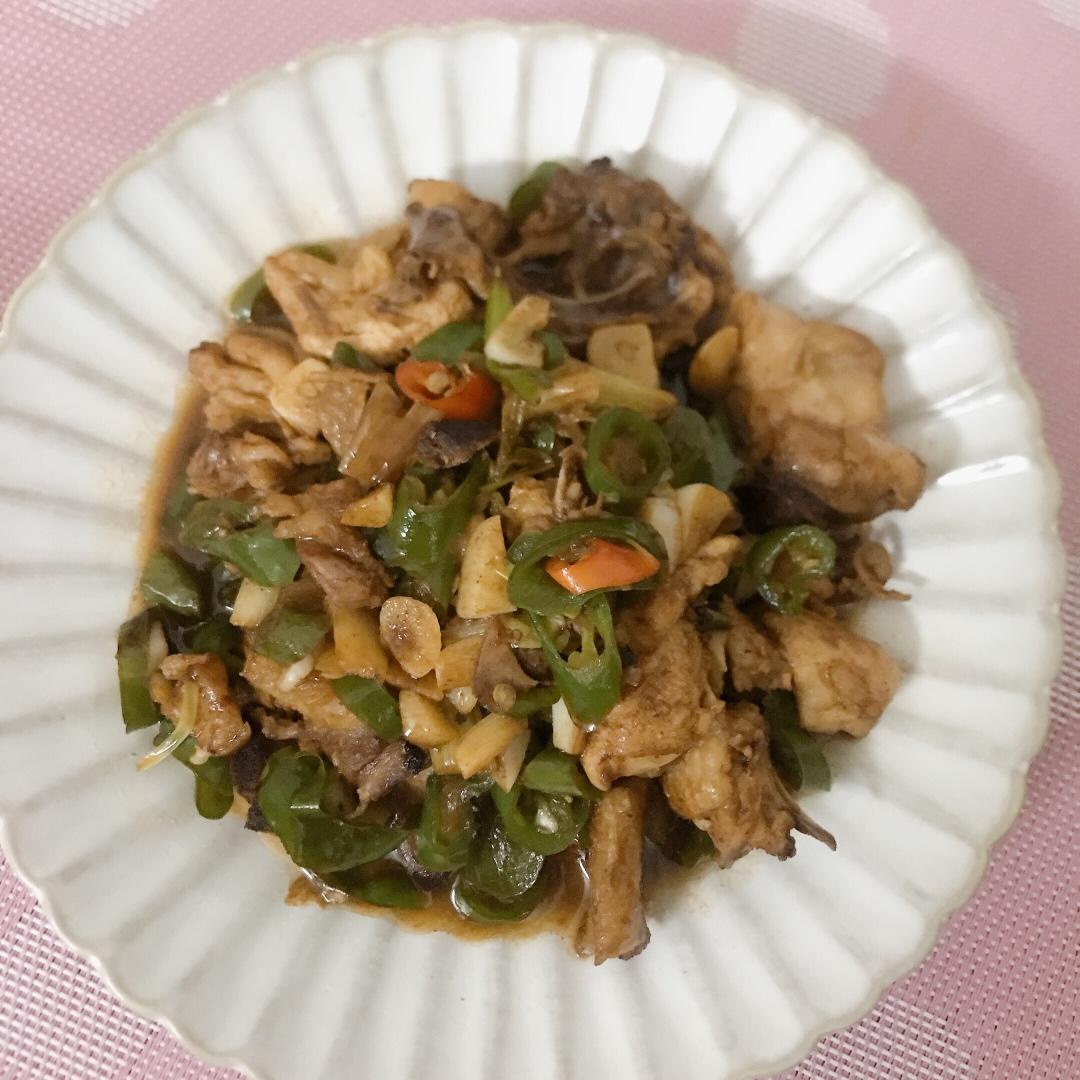 杭椒炒鸡块