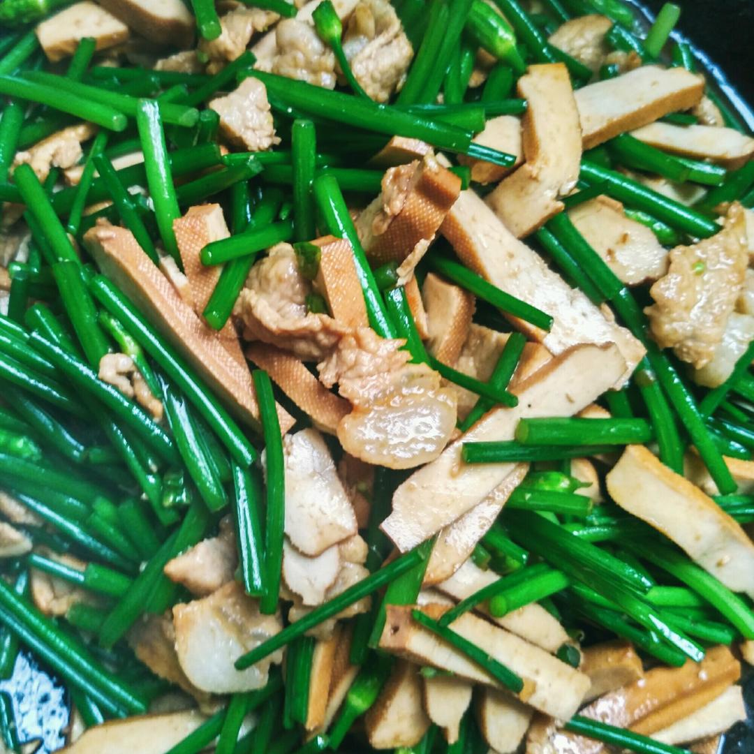 韭菜苔炒香干肉丝