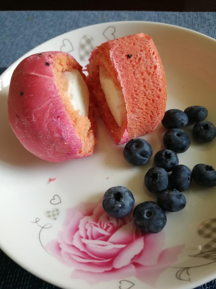 百香果酸奶奶酪包