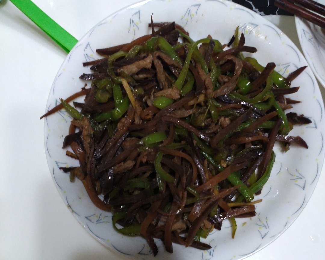 青椒肉丝炒大头菜