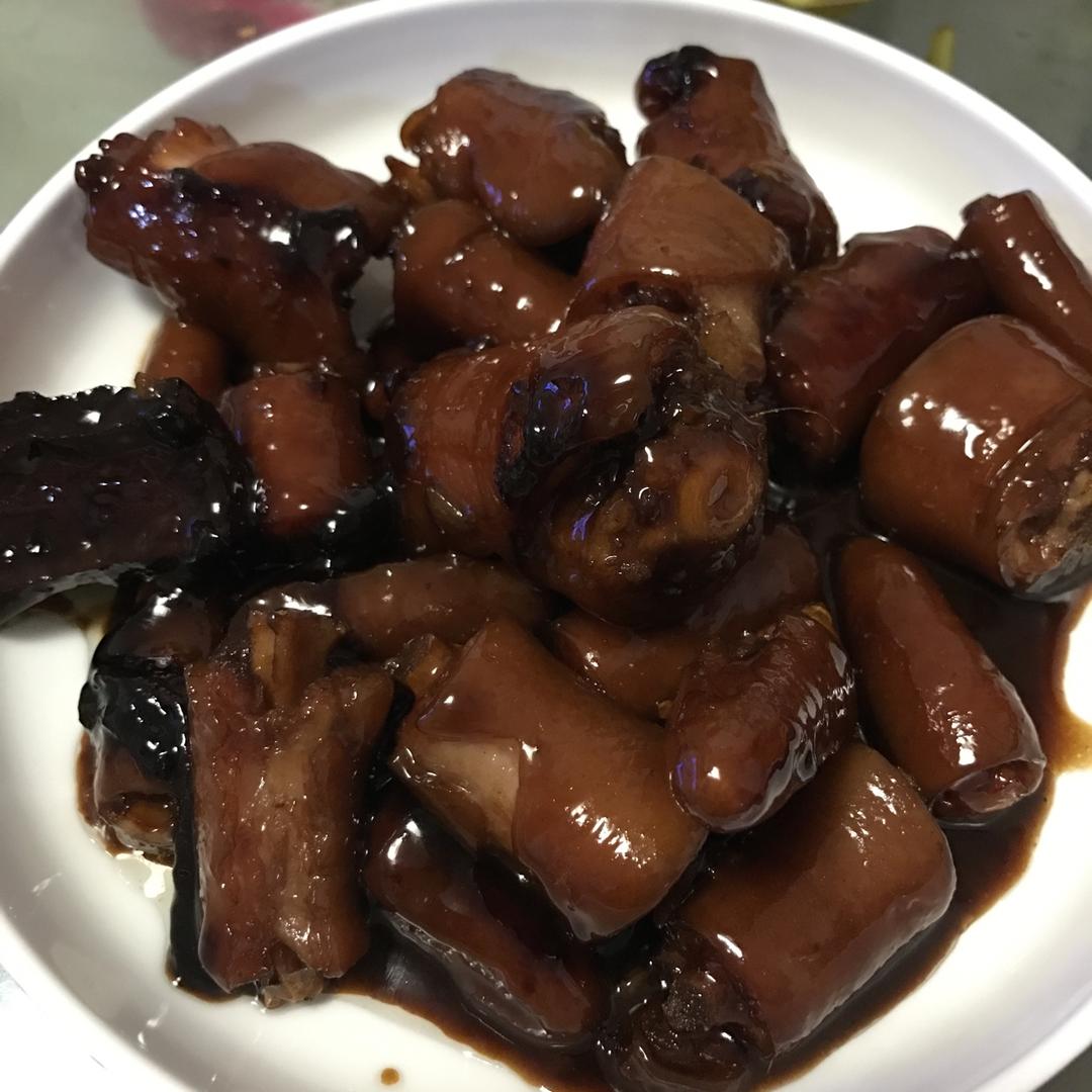 红烧猪尾巴