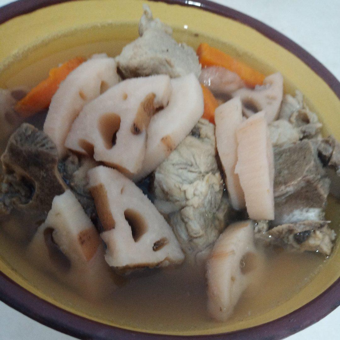 莲藕排骨汤