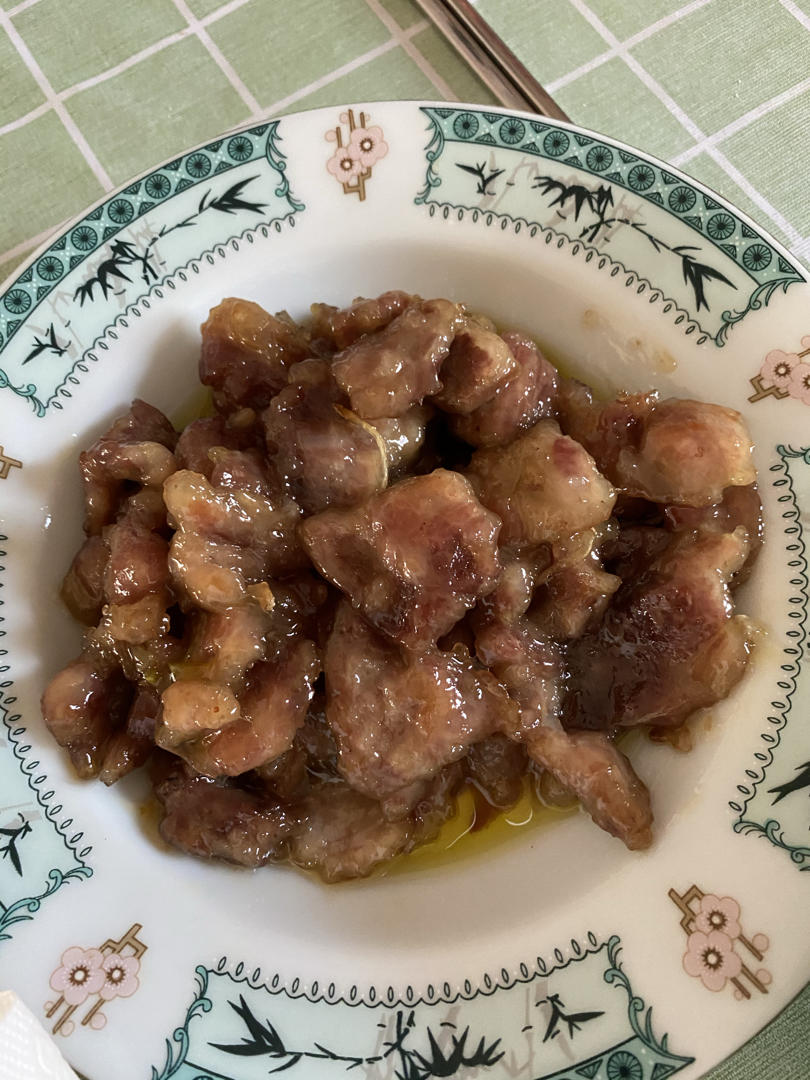 厨师长教你：“锅包肉”的家常做法，色泽金黄，口味酸甜！