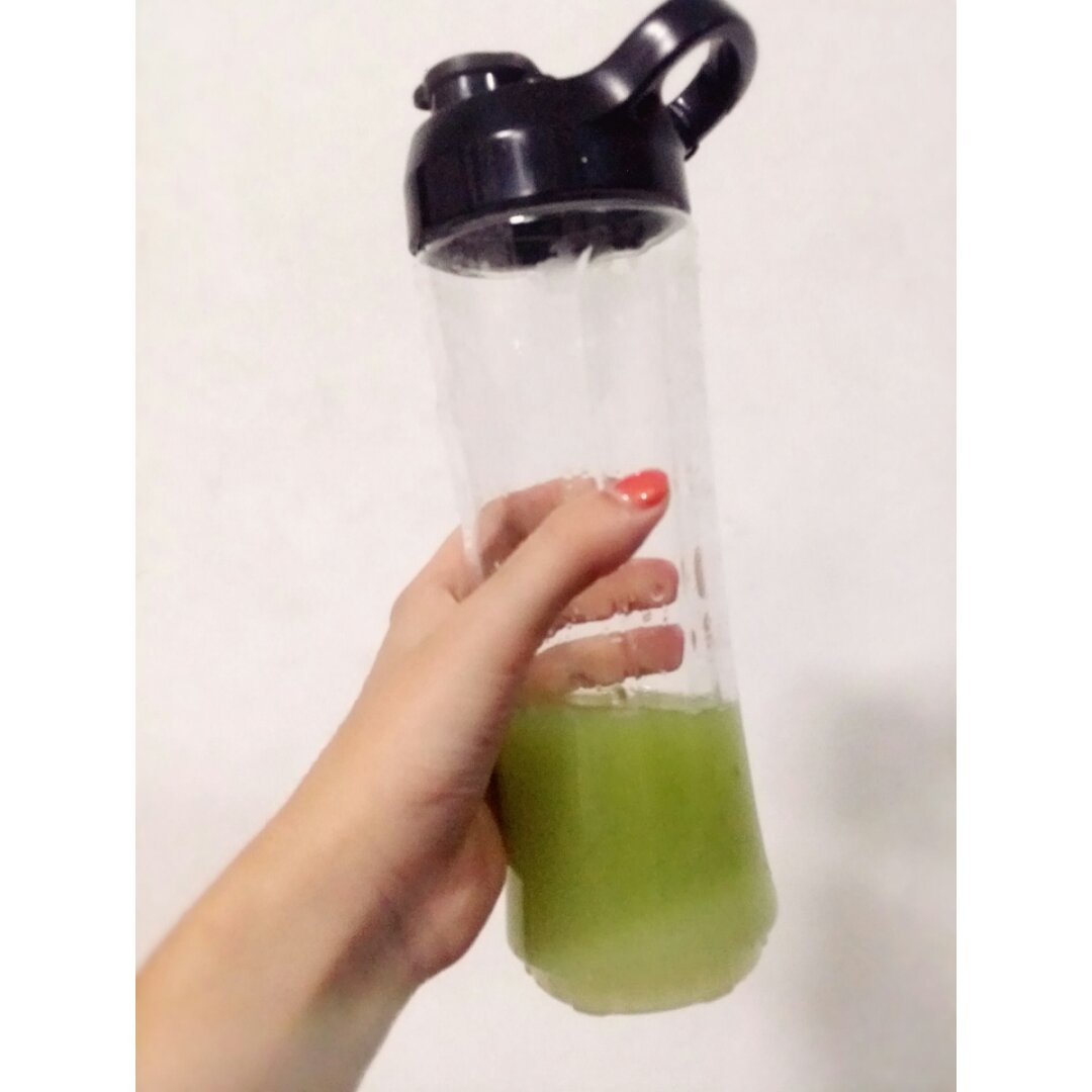 雪梨蜂蜜苦瓜汁
