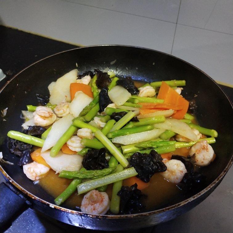 我的神仙菜单，芦笋炒虾仁山药木耳