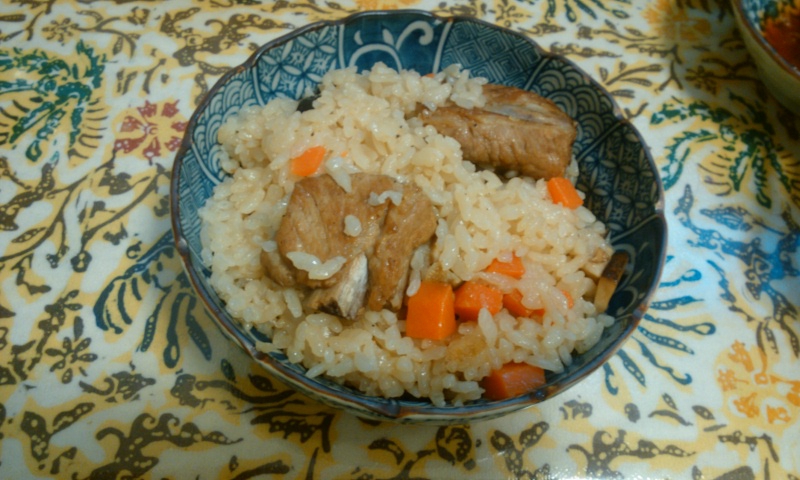 喷香排骨焖饭（爆好吃）