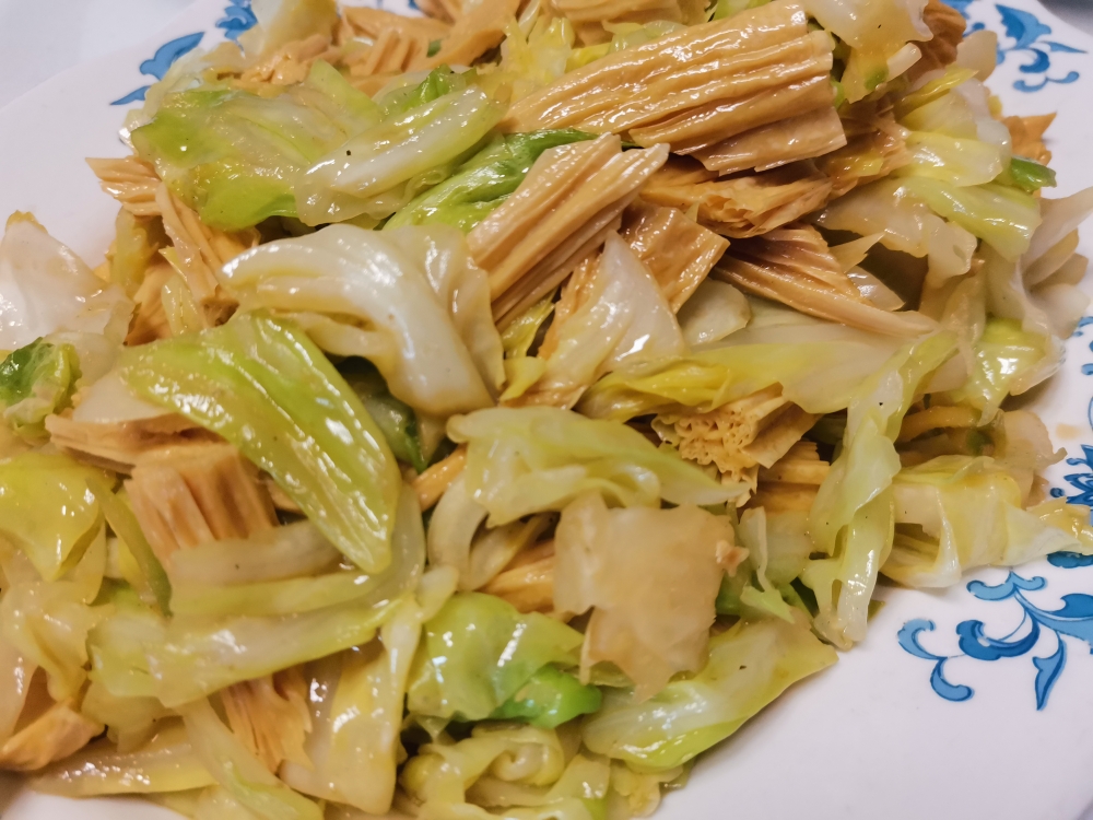 腐竹炒包包白，不辛辣的下饭菜的做法