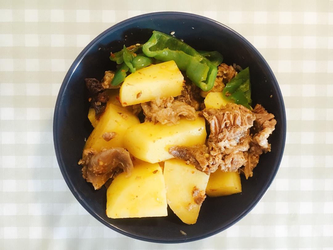土豆炖牛肉
