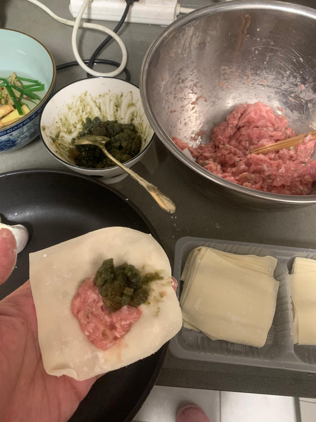 皮蛋鲜肉馄饨 （野馄饨）<302小厨房>