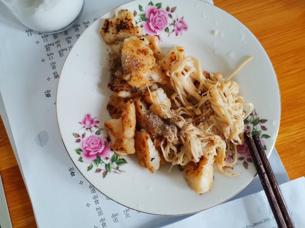 香煎巴沙鱼柳