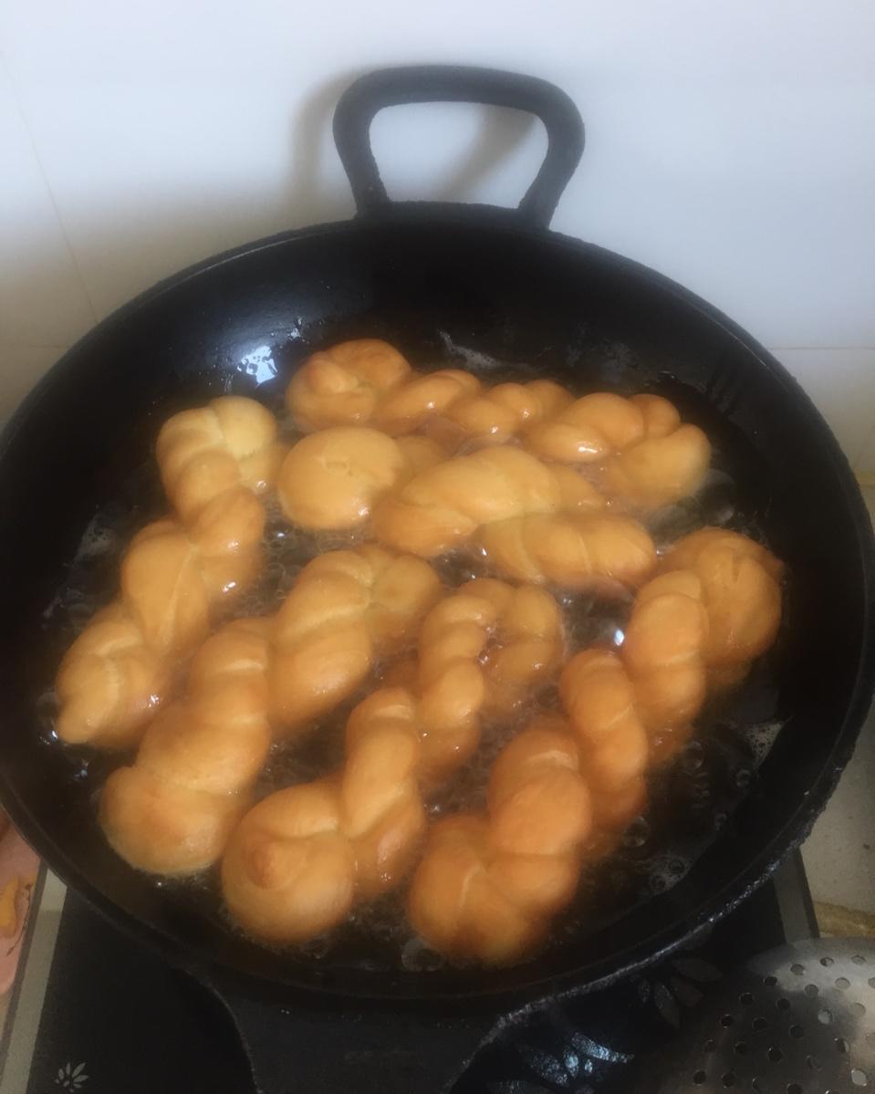 超级松软的奶香麻花