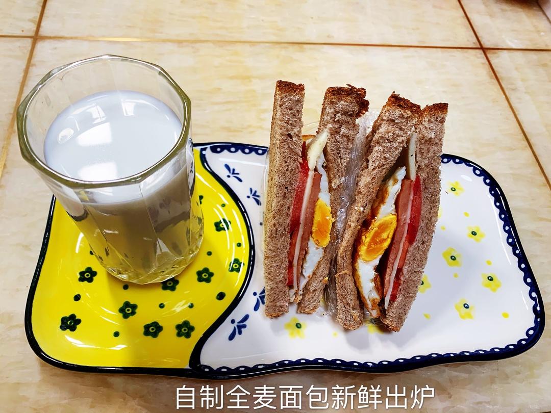 全家都爱吃的健康全麦吐司，新手也能做